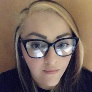 Meet your Posher, Tania